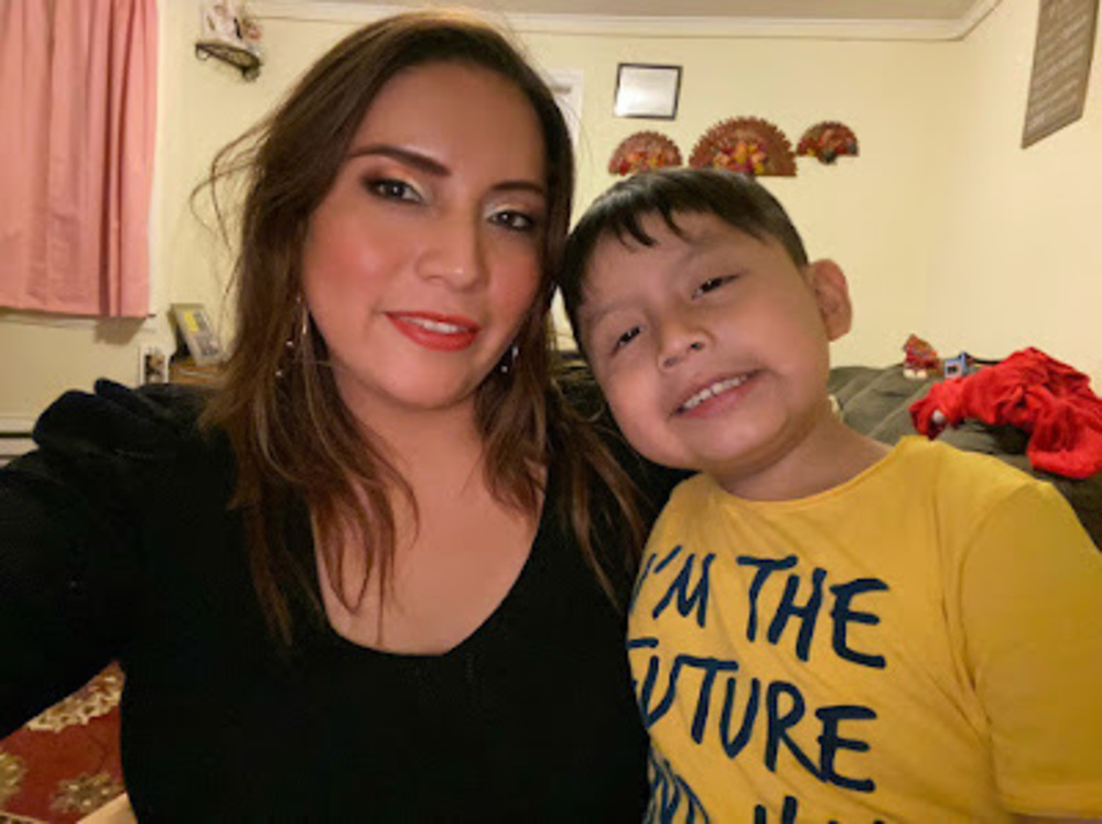 Meet your Posher, Juana